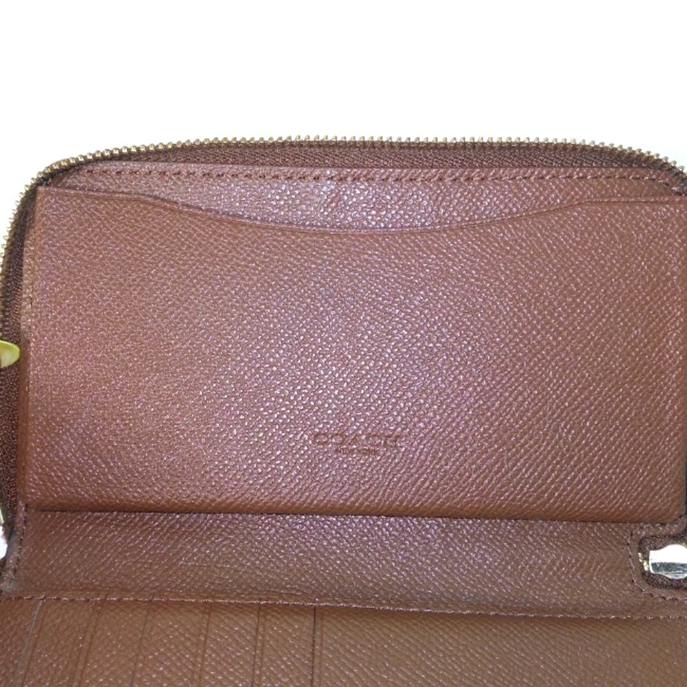 Authentic Coach Brown Zip Around Wristlet Wallet - Picture 7 of 8
